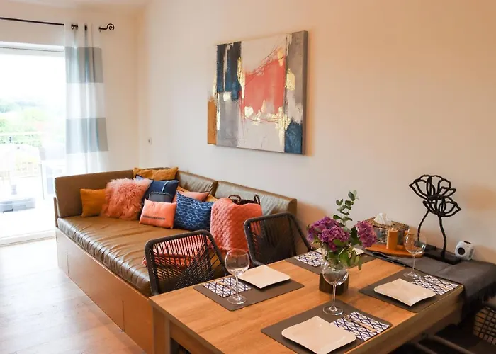 Апартаменты Moderne Naehe Bad Griesbach,